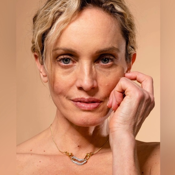 Alexis Bittar Solanales Gold Small Link Necklace - Picture 2 of 7